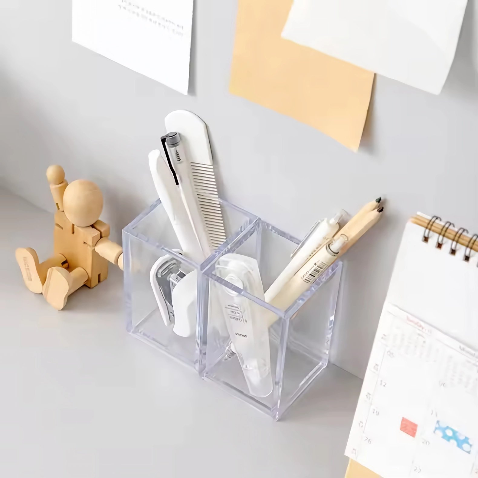 Large capacity desktop pencil organizer